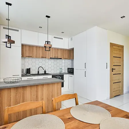 Slowackiego Avenue Cozy By Bookinghost Apartmán